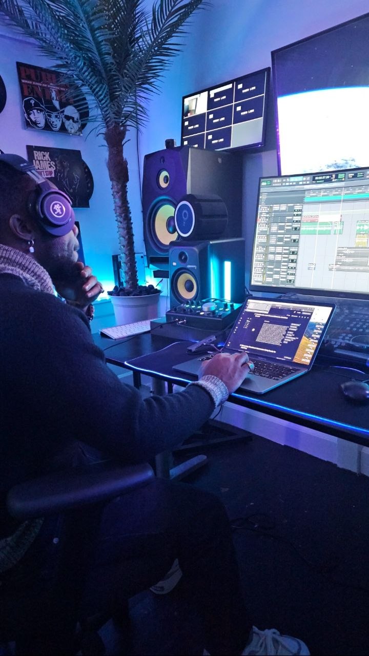Mixing Session